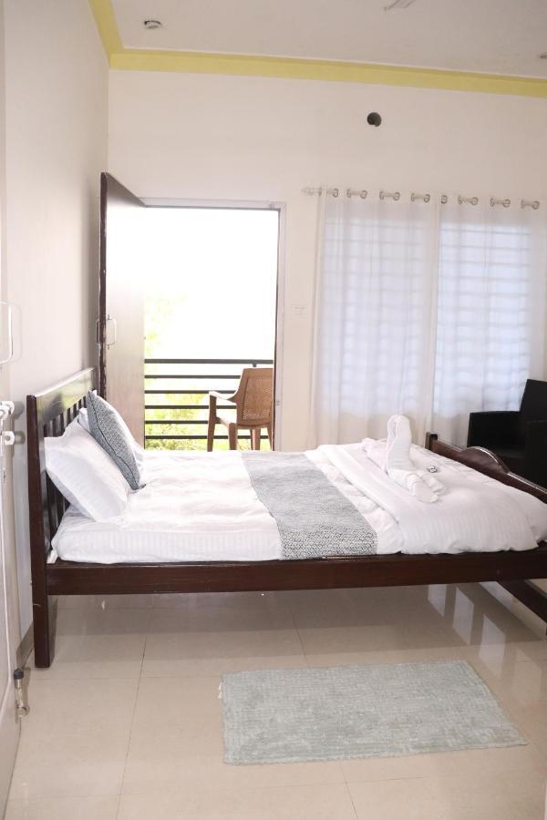 מדיקרי Coorg Nature Breeze Home Stay מראה חיצוני תמונה