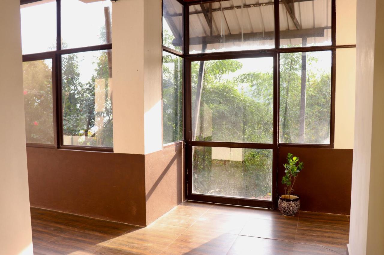 מדיקרי Coorg Nature Breeze Home Stay מראה חיצוני תמונה